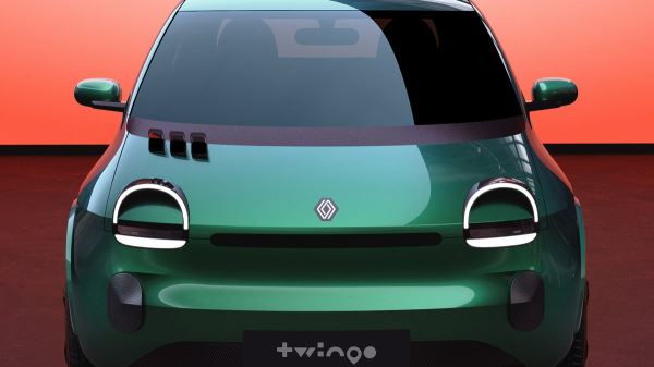 Новый Renault Twingo E-tech показали на видео