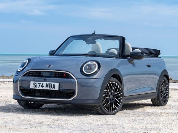 MINI Cooper получил обновленную версию в кузове кабриолет