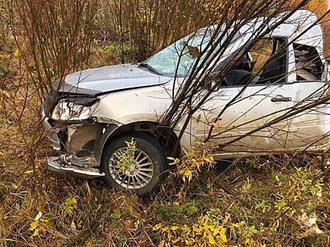 Два человека погибли в страшной аварии на костромской трассе