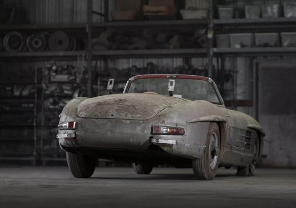 За сколько можно купить Mercedes-Benz 300 SL