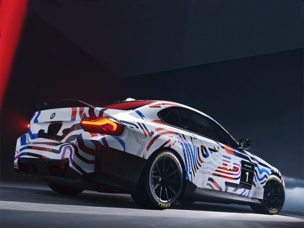 BMW показал гоночный M2 Racing